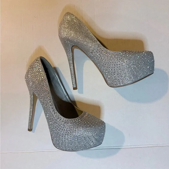 Dream Pairs Silver Crystal Platform Pumps - Women's High Heels - Picture 8 of 9